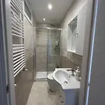 Проживание в семье Claire House